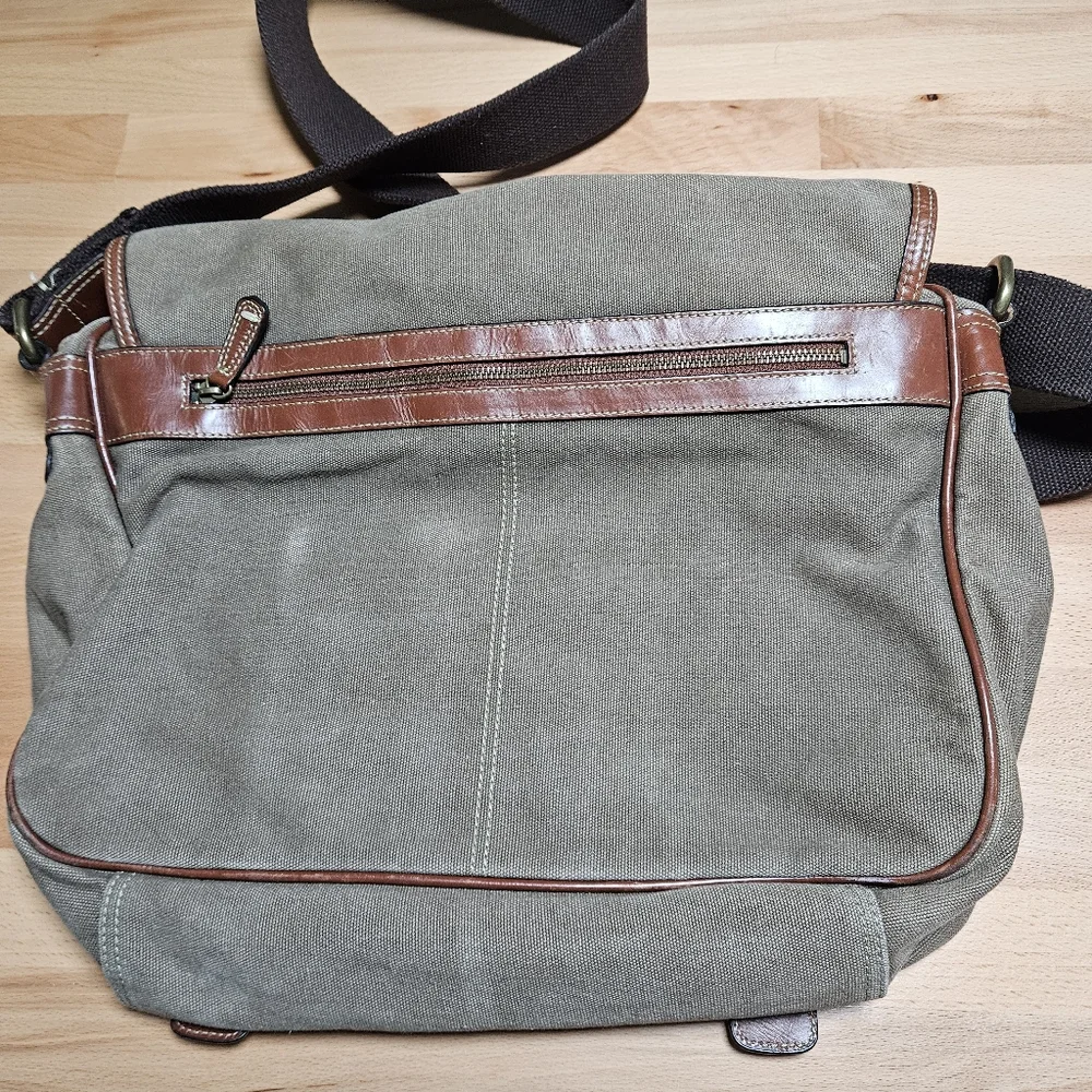 Fossil 54 Canvas Messenger Bag Adjustable Strap Brown